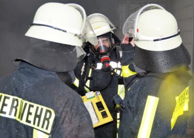 ffw-villmar gruppenbild einsatz besprechung